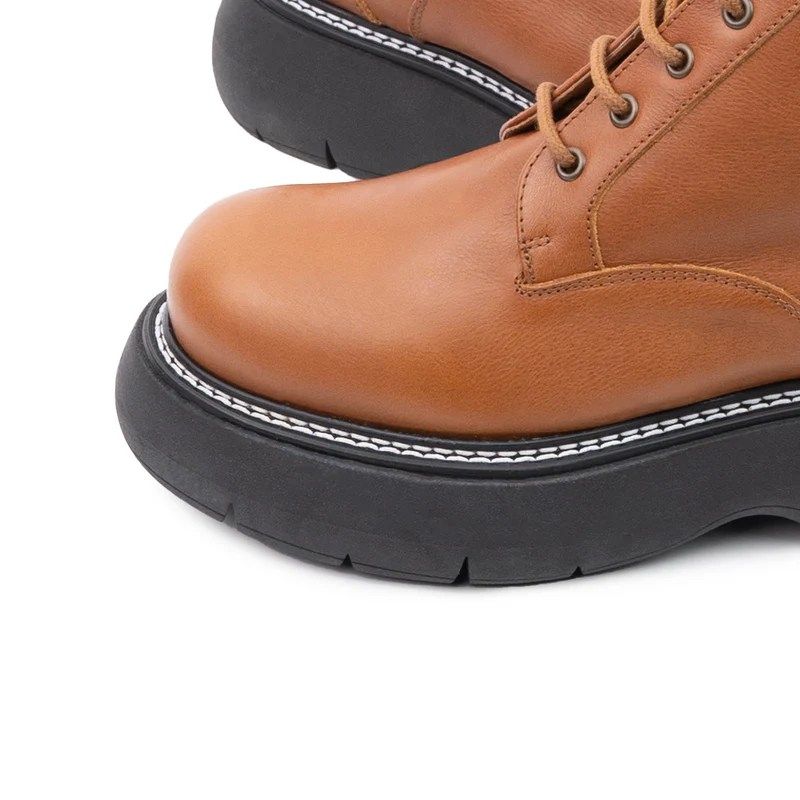 Ravenclaw Tan Leather