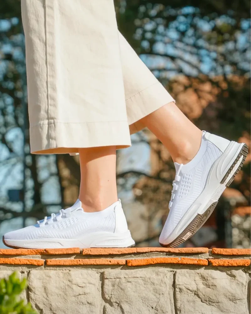 Baskets Confort Femme slip-on à lacets Blanc