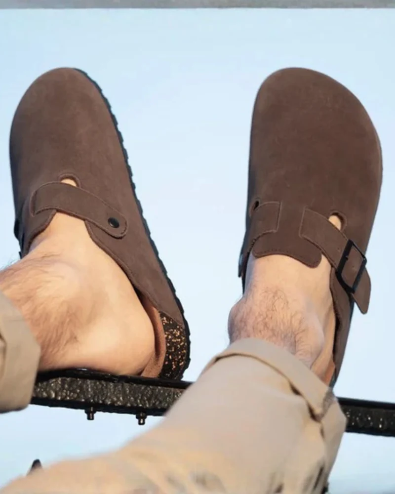 Mules sabots cuir Homme Chocolat