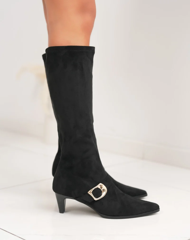 Bottes femme noires en suédine, élégantes à petit talon évasé et boucle dorée