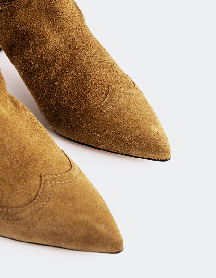Veneza Camel Suede