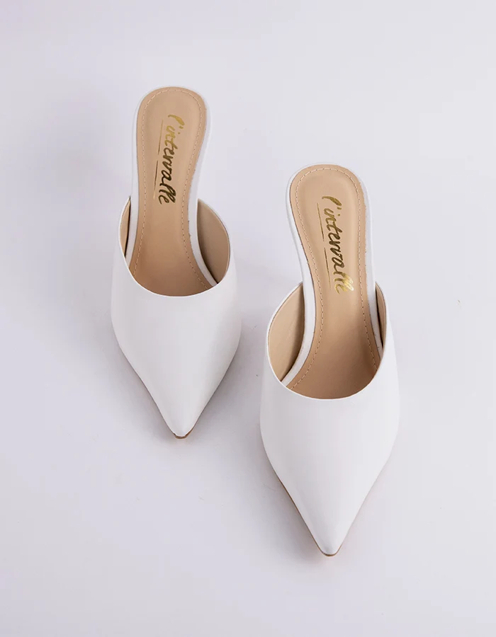 Carys White Leather
