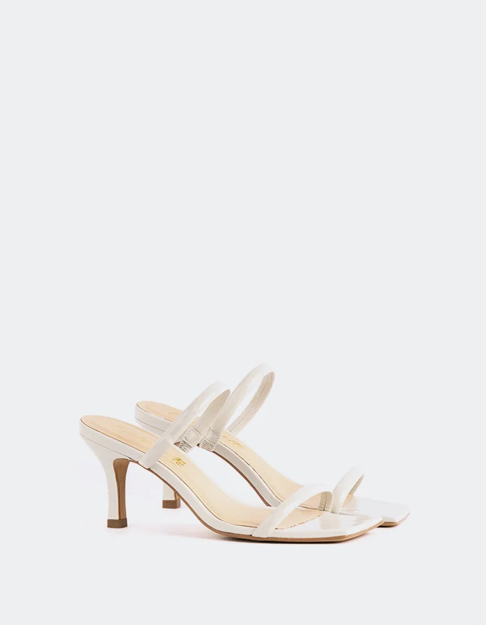 Pretty Off White Naplack
