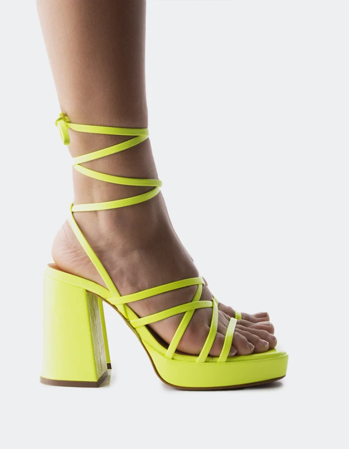Promenade Yellow Neon