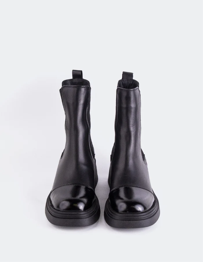 Verbena Black Leather