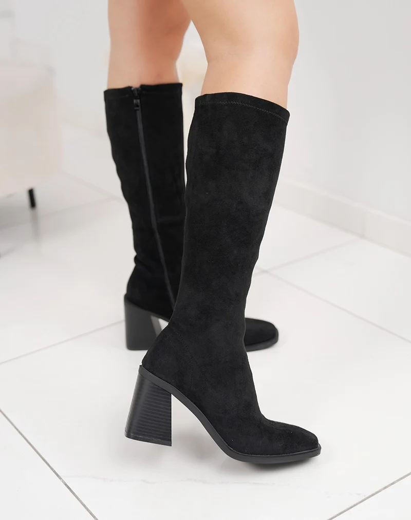 Bottes noires en suédine effet chaussette à talon et bout carré