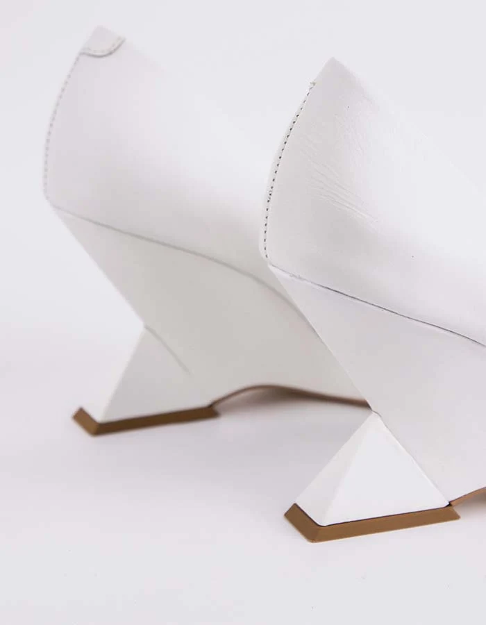 Kressy White Leather