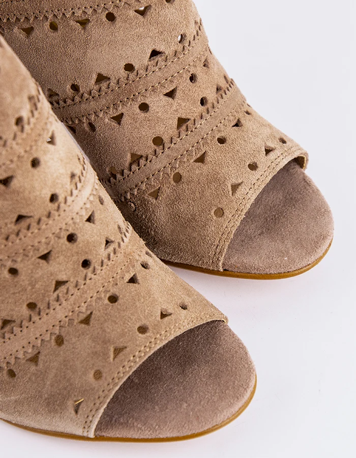 Ester Chestnut Suede