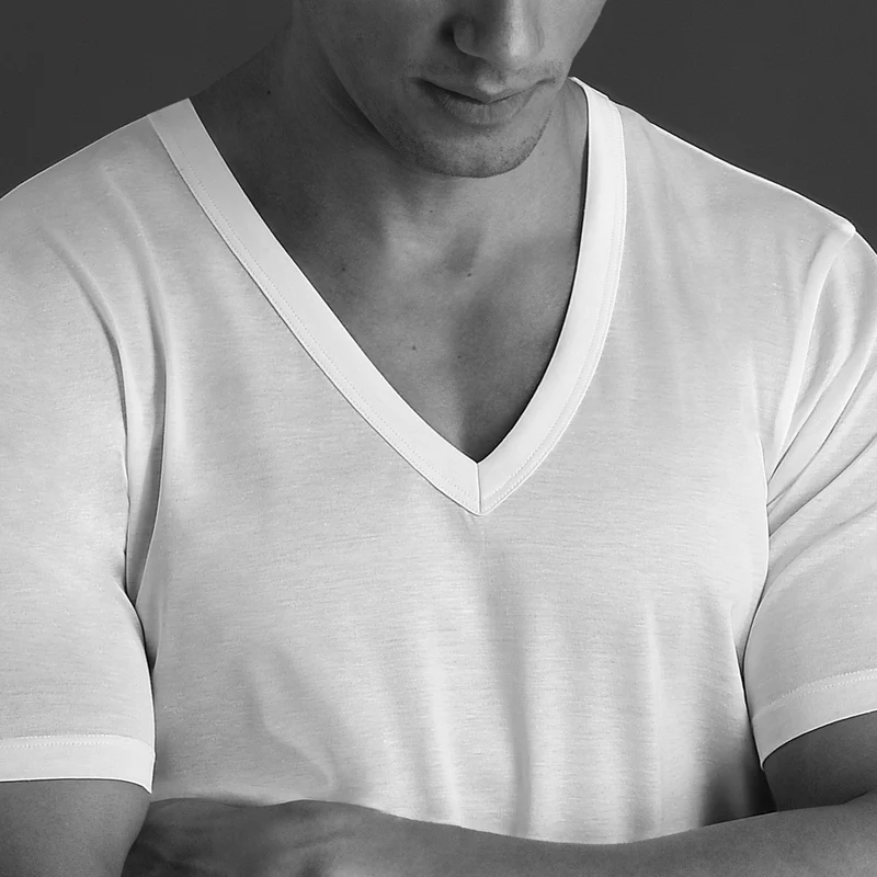 T-shirt col V - Blanc - Coton