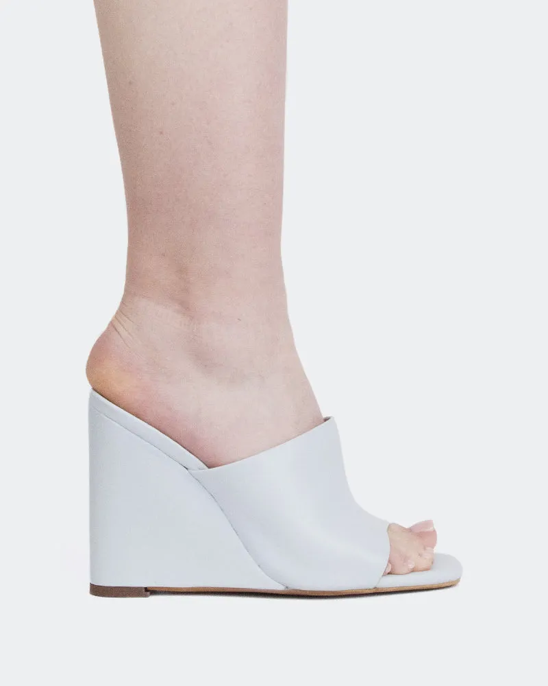 Minerva Light Blue Leather