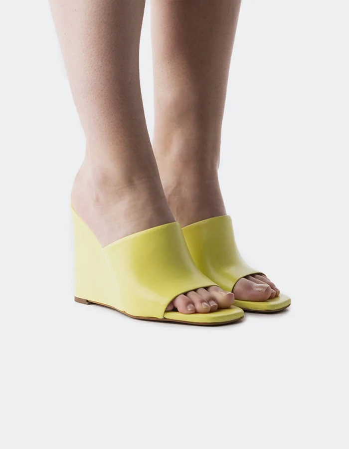 Minerva Yellow Leather