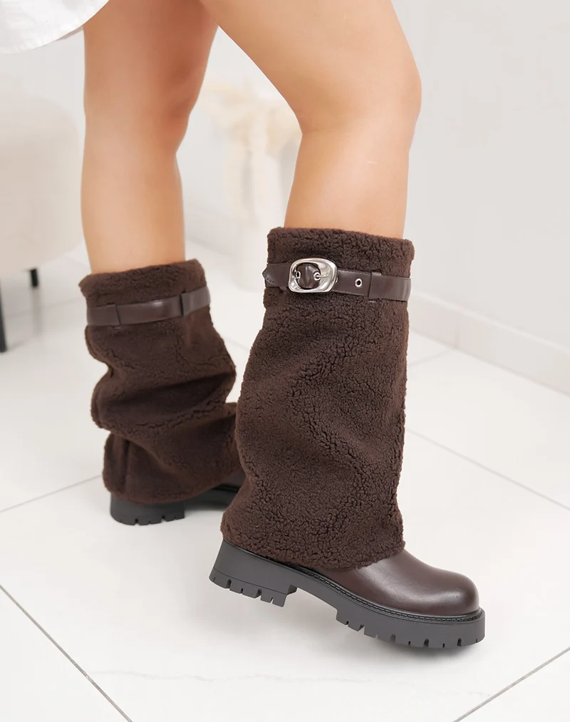 Bottines femme marron élégantes à semelle crantée avec revers moumoute amovible