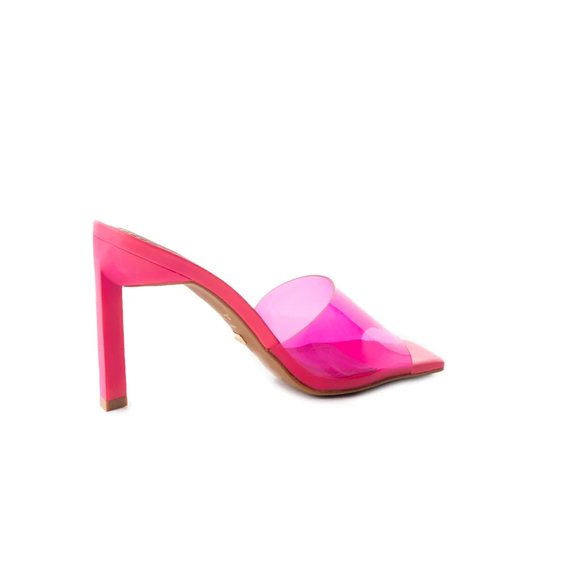 Malta Fuschia Vinyl