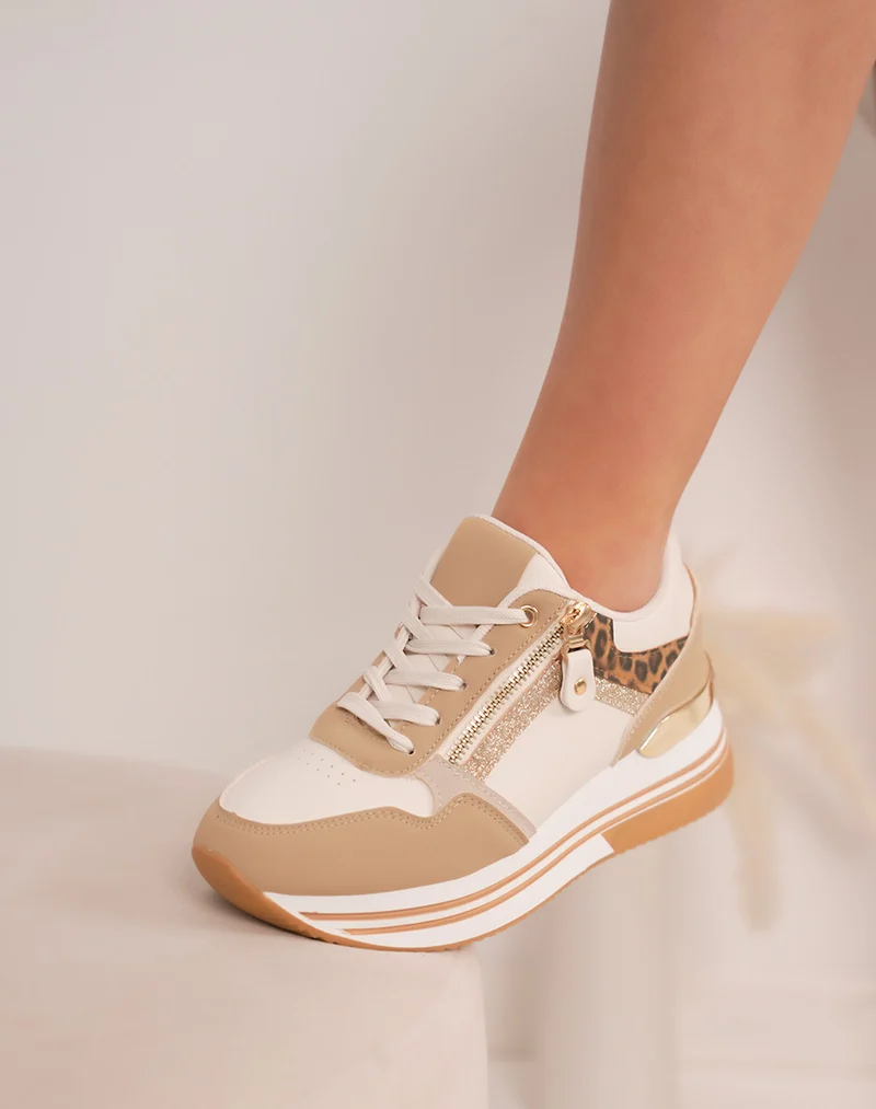 Baskets femme beiges à semelle épaisse dorée et détails léopard tendance