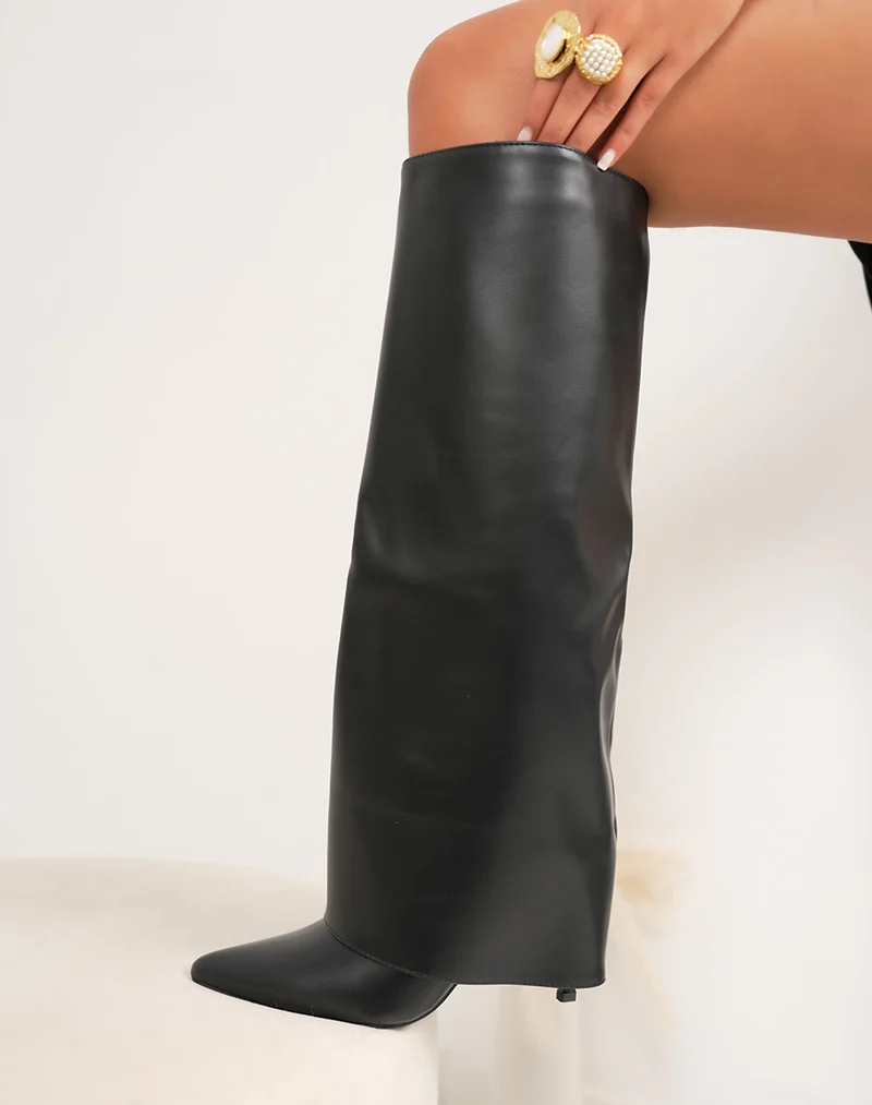 Bottes noires à revers femme – Bout pointu et talon aiguille