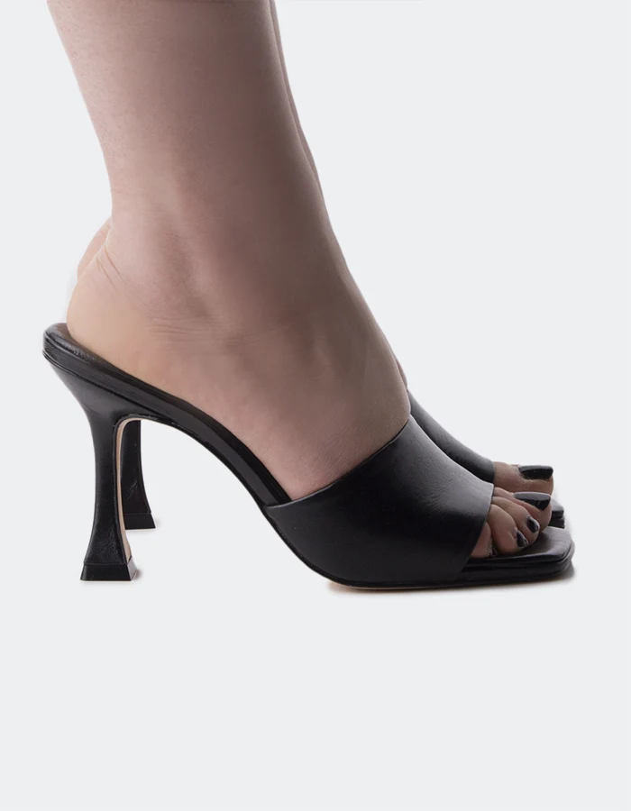 Bayamo Black Leather
