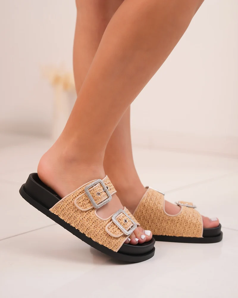 Mules femme beiges effet tissé avec boucles à strass