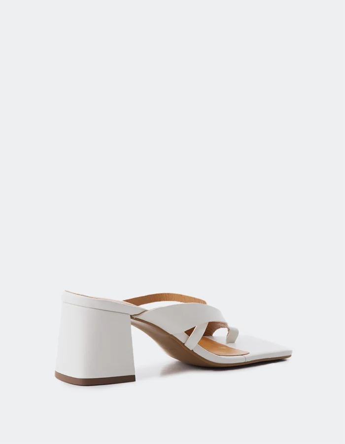 Barriada Off White Leather