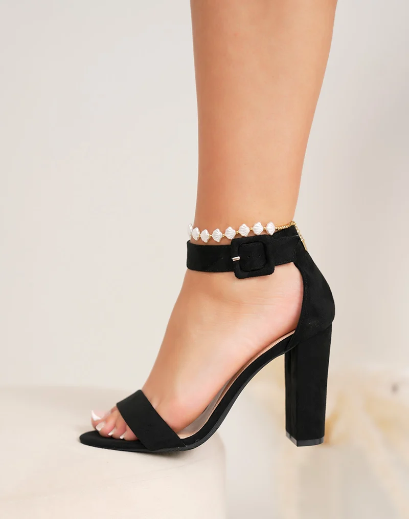 Sandales femme noires à brides épaisses en suédine – talon carré de 9 cm pour un style affirmé