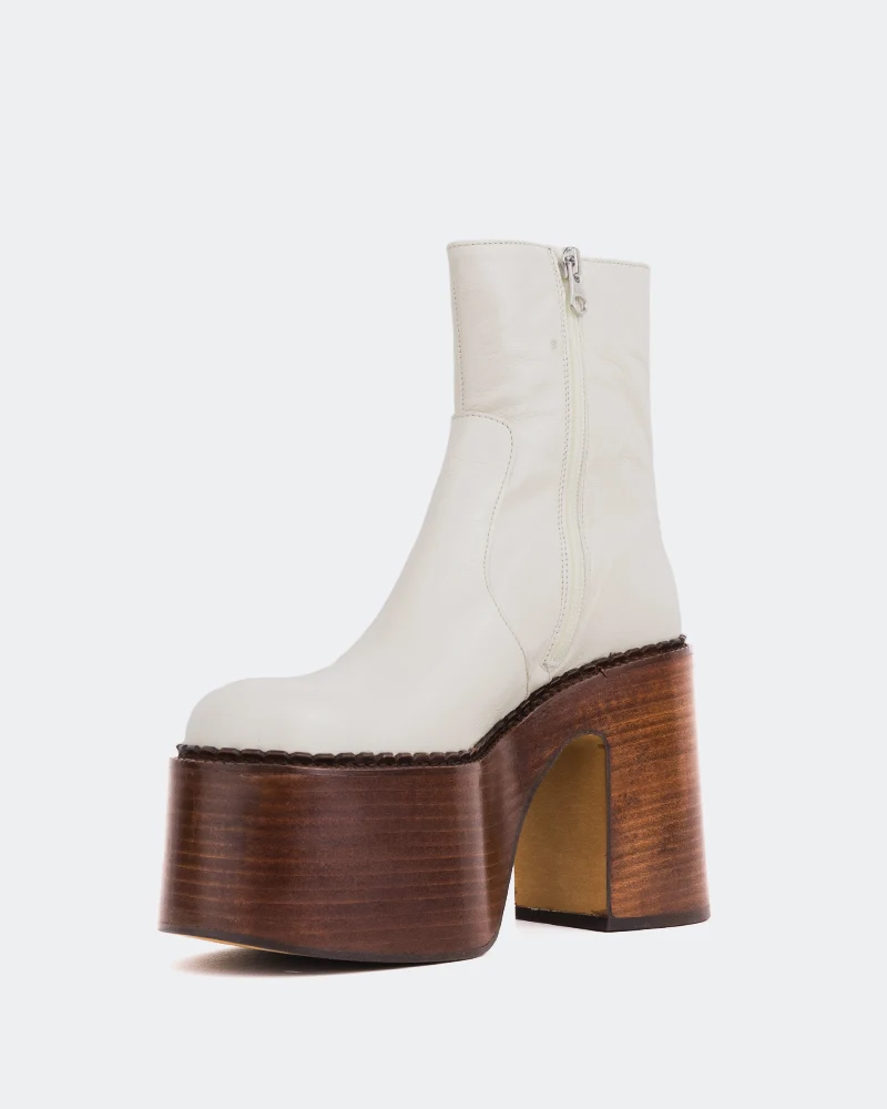 Gunner Off White Leather