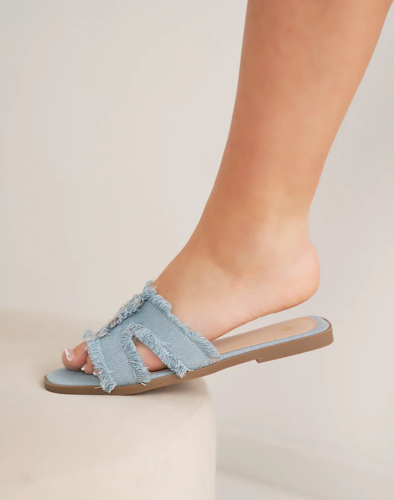 Mules femme jean clair effet déchiré tendance avec découpe en H