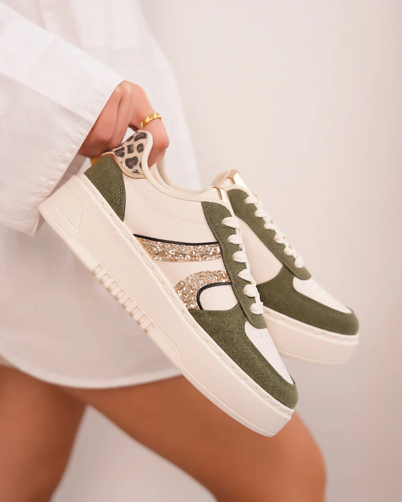 Basket blanche et kaki femme avec touches léopard et paillettes dorées