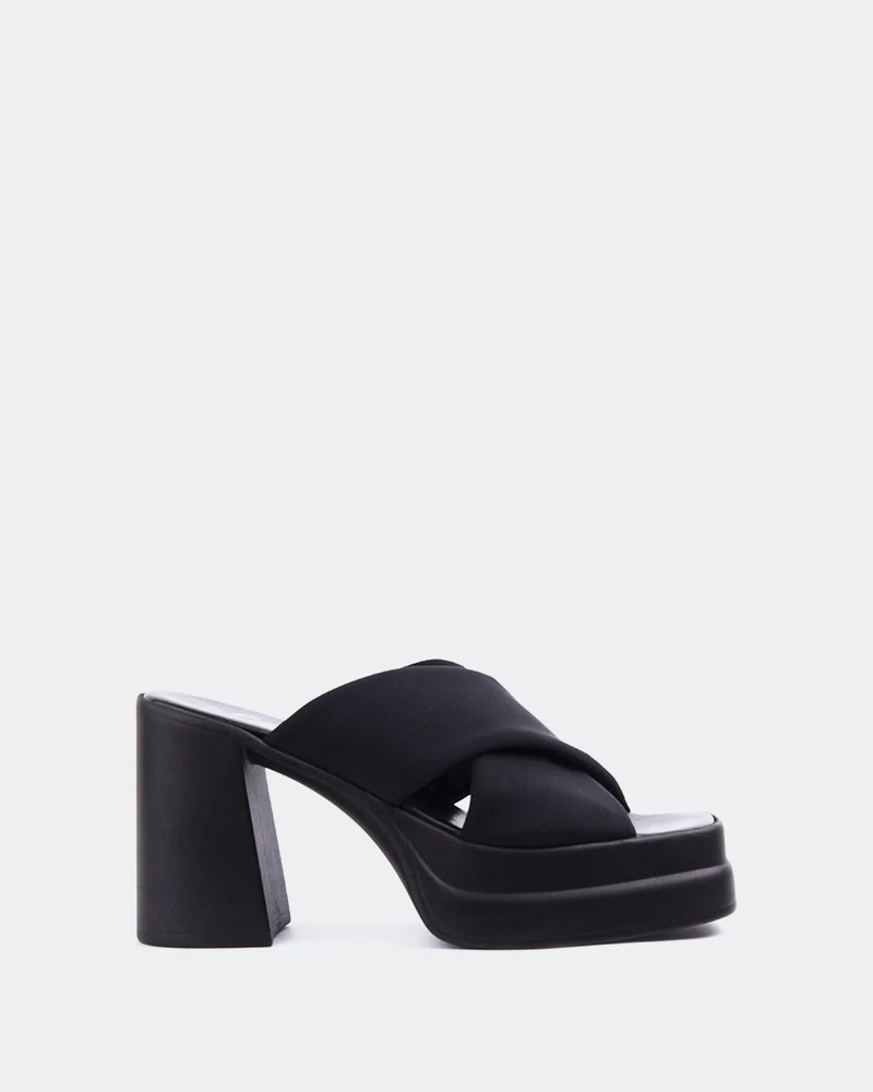 Gela Black Lycra