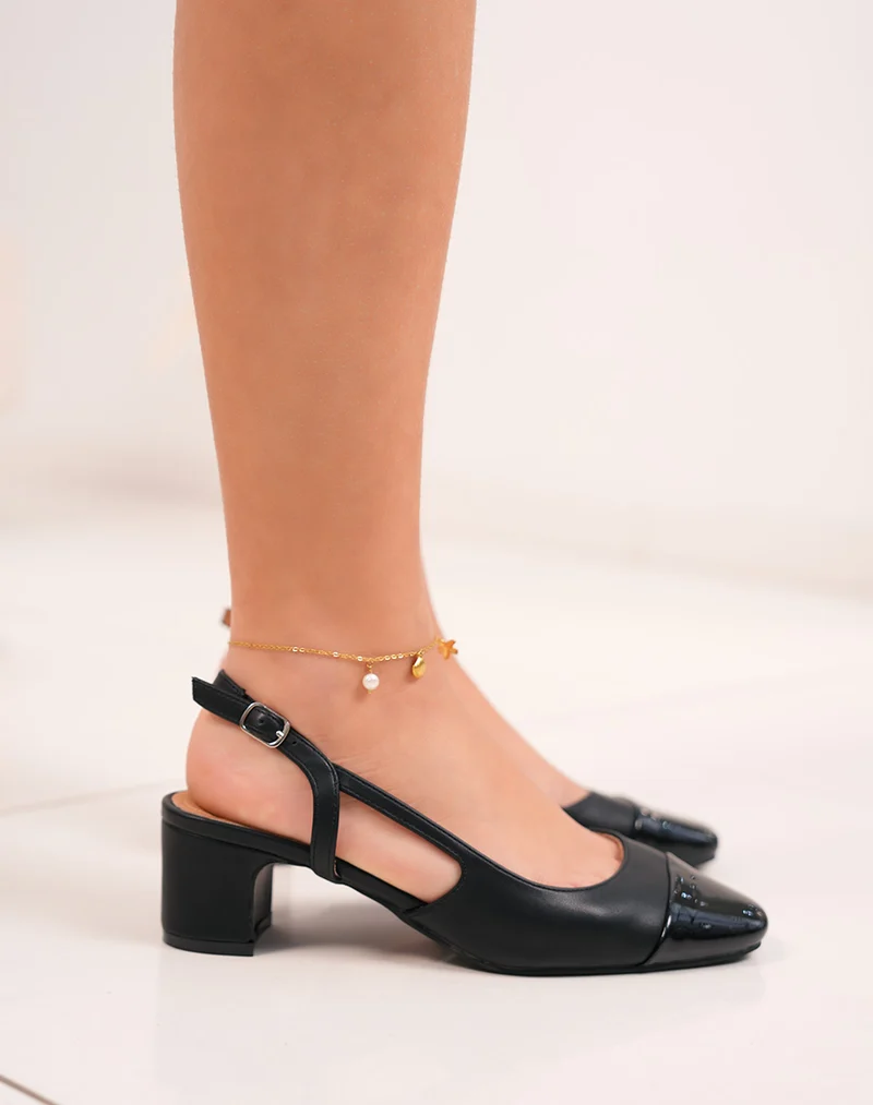 Escarpins femme noirs élégants à bout vernis et petit talon