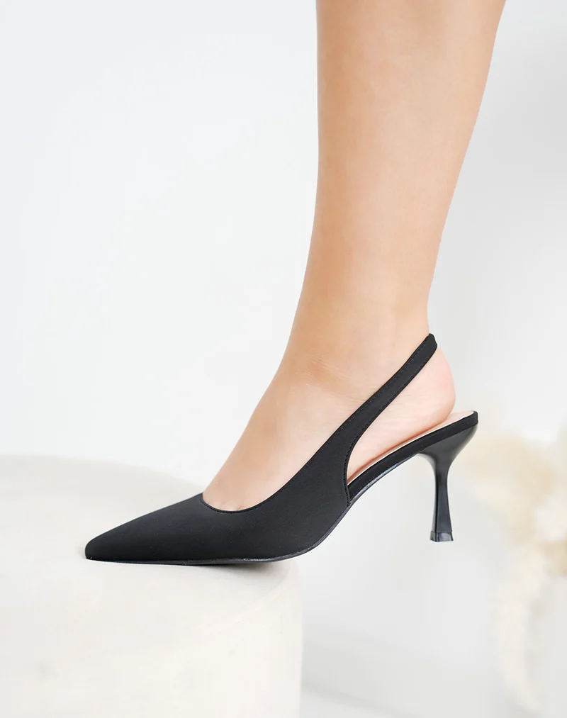 Escarpins femme noirs en tissu élégants à talon aiguille 8cm