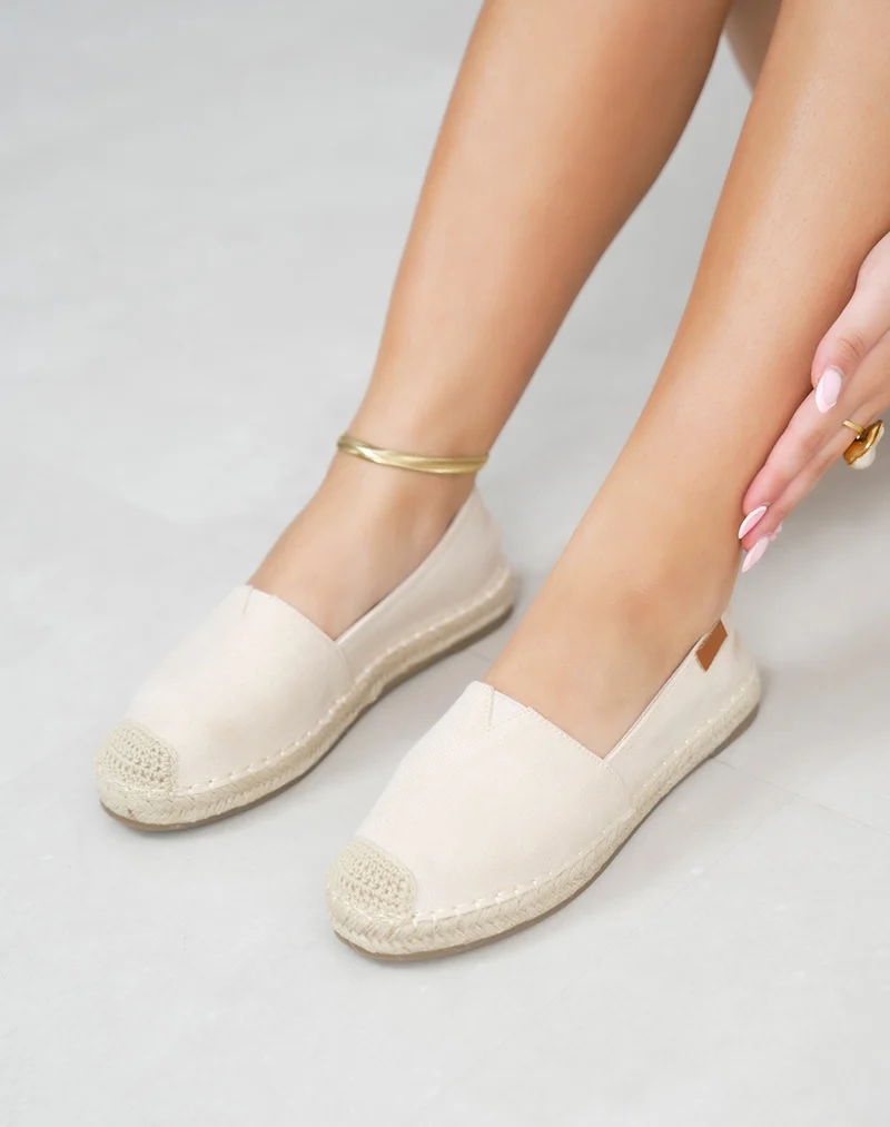 Espadrilles femme beiges élégantes en suédine avec bout corde tressée