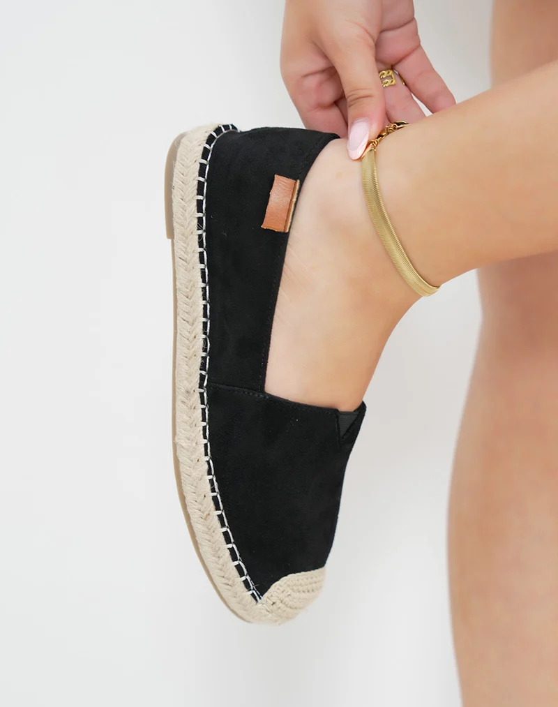 Espadrilles femme noires tendance en suédine avec bout corde tressée