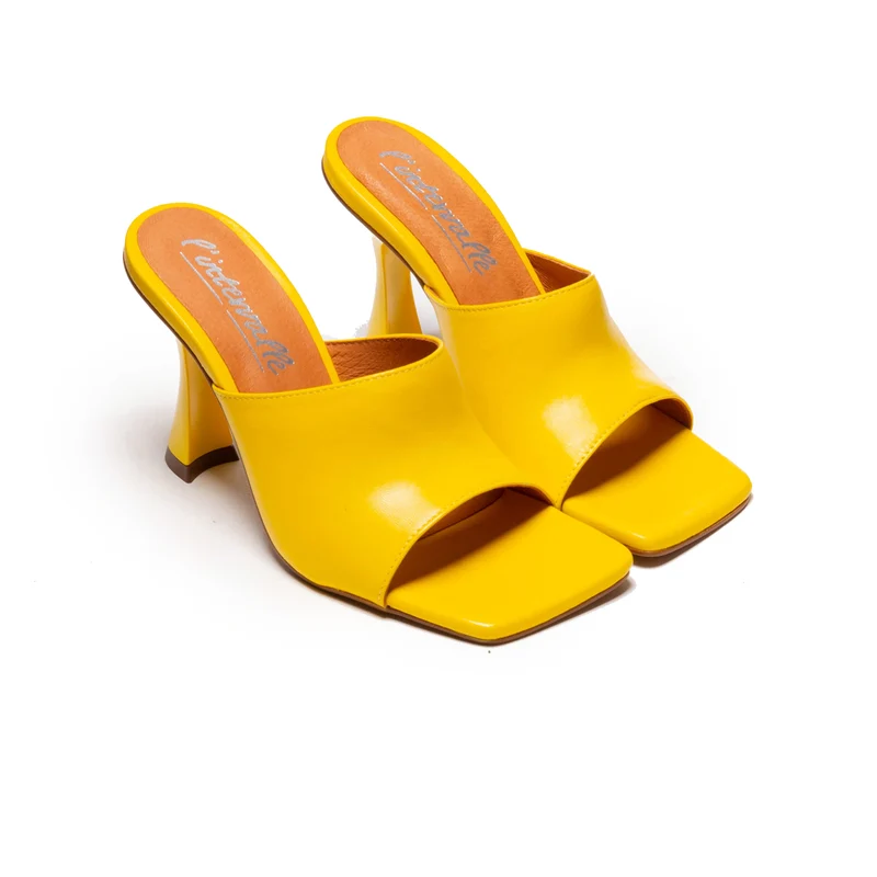Cythera Yellow Leather