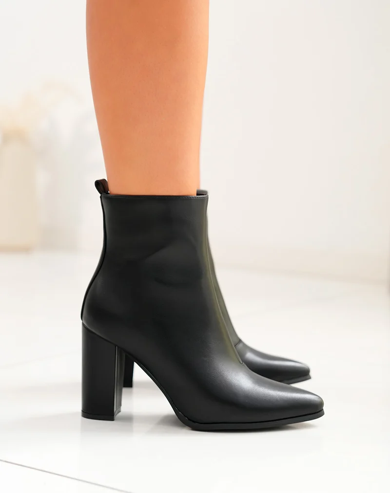 Bottines à bout pointu effet simili-cuir