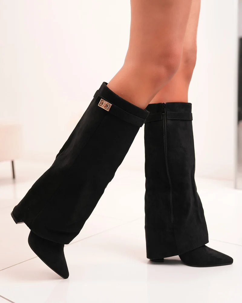 Bottes femme noires en suédine à revers et talon carré élégant