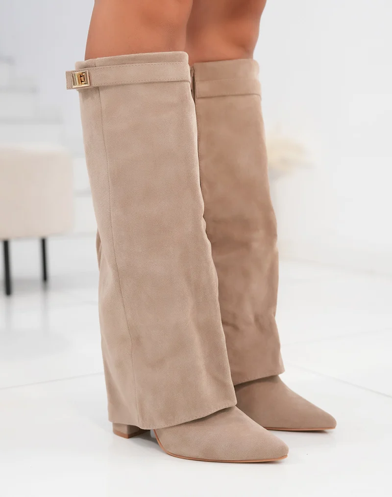 Bottes femme en suédine taupe avec effet replié et talon de 9,5 cm