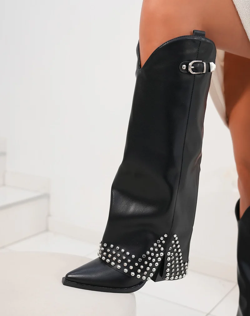 Santiags femme noires cloutées avec talon biseauté et tige haute