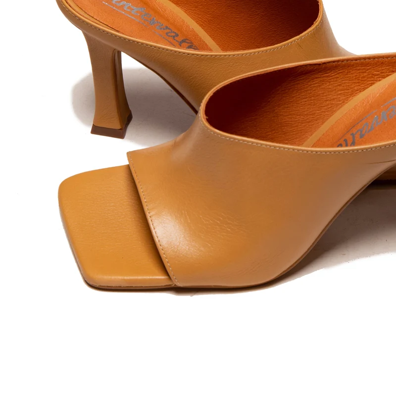 Davinci Camel Leather
