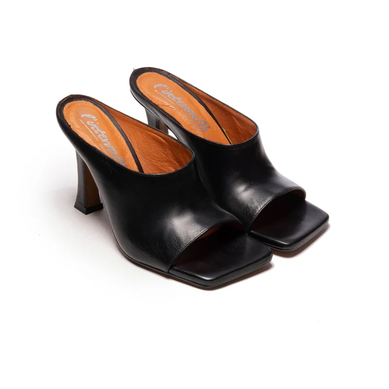 Davinci Black Leather