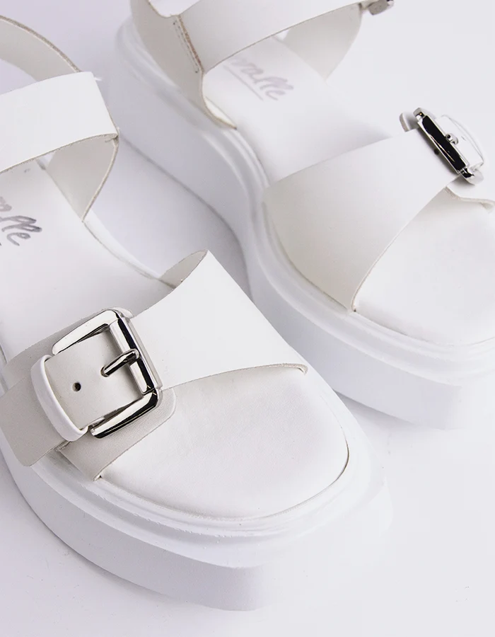 Varvara White Leather
