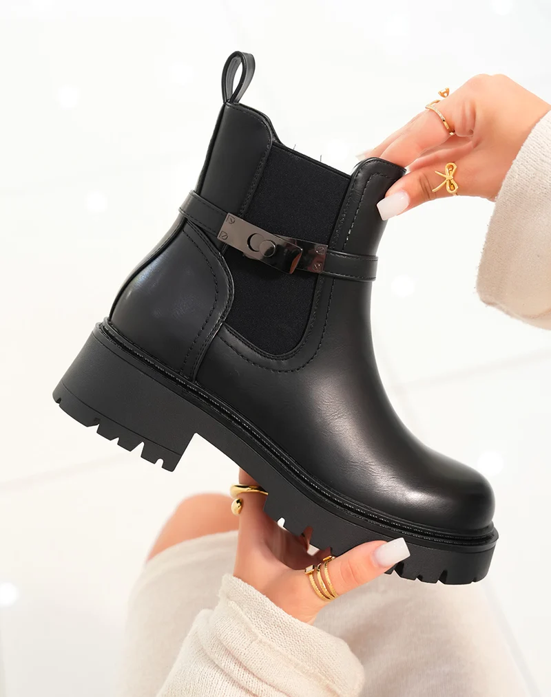 Bottines femme noires avec sangle et détail gris anthracite