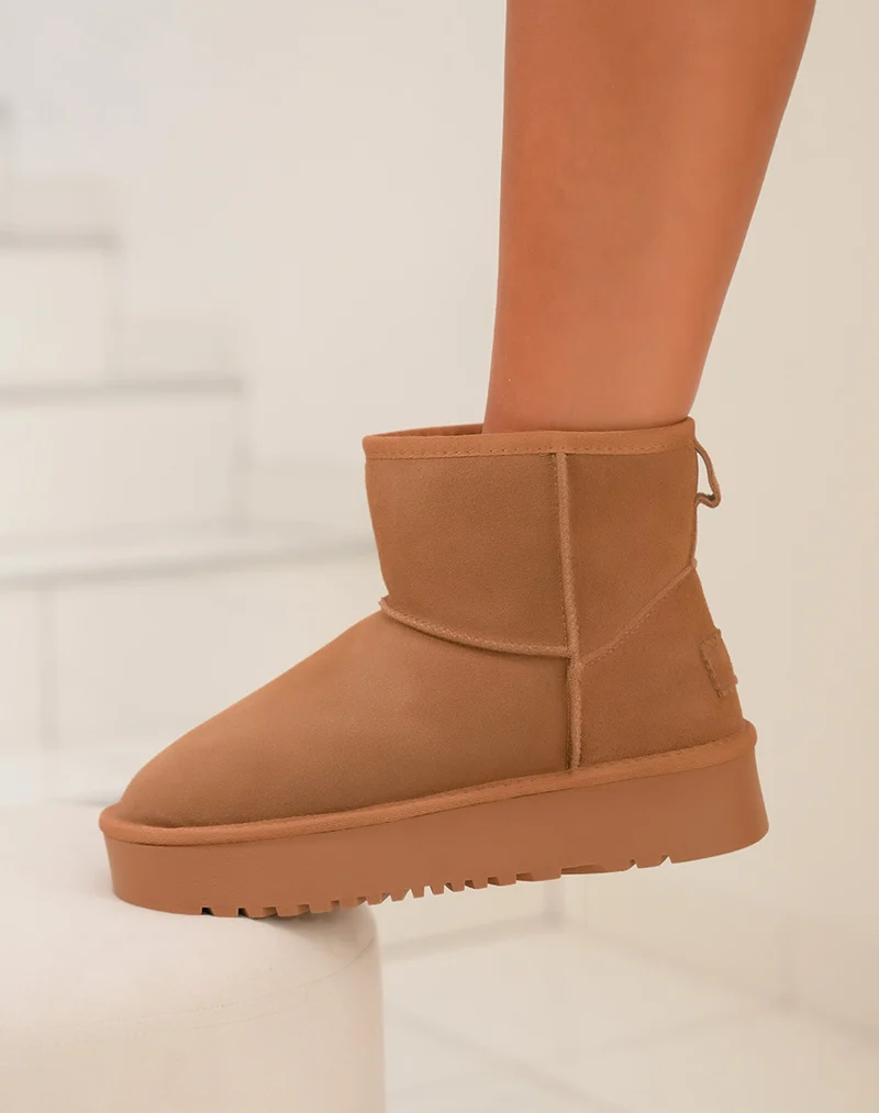 Bottines femme camel en cuir mi-hautes à plateforme épaisse fourrées et tendance