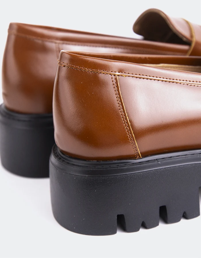 Pesaro Tan Leather
