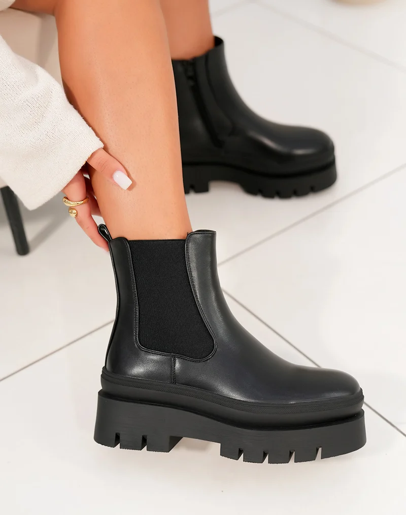 Bottines femme noires style Chelsea avec plateforme épaisse et semelle crantée
