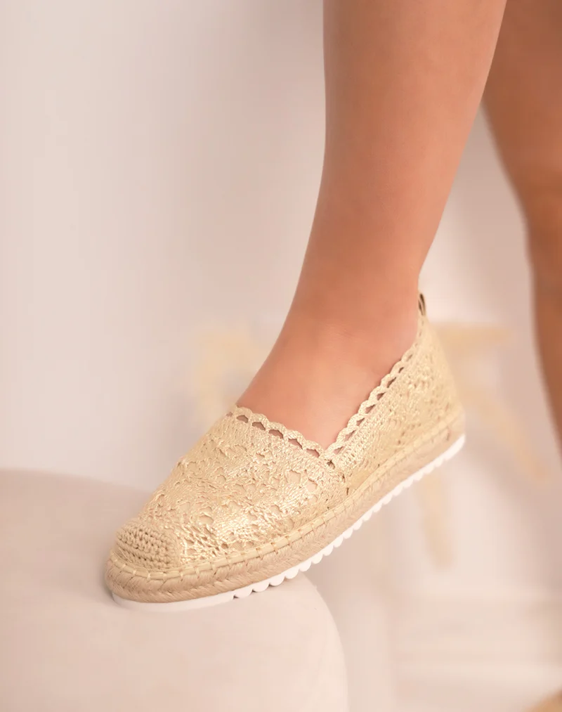 Espadrilles femme dorées chic en dentelle avec semelle en jute naturelle