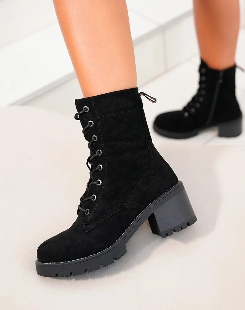 Bottines femme noires haut perchées en suédine