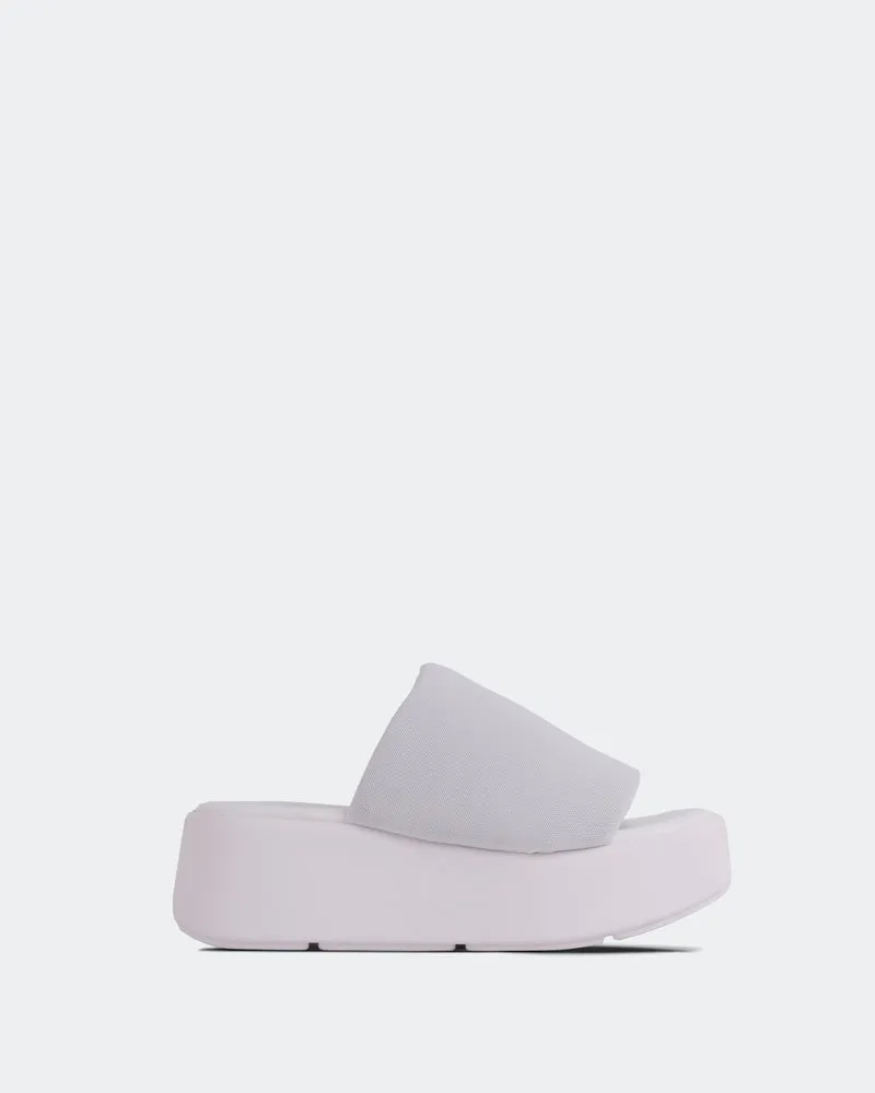 Harlow White Puff