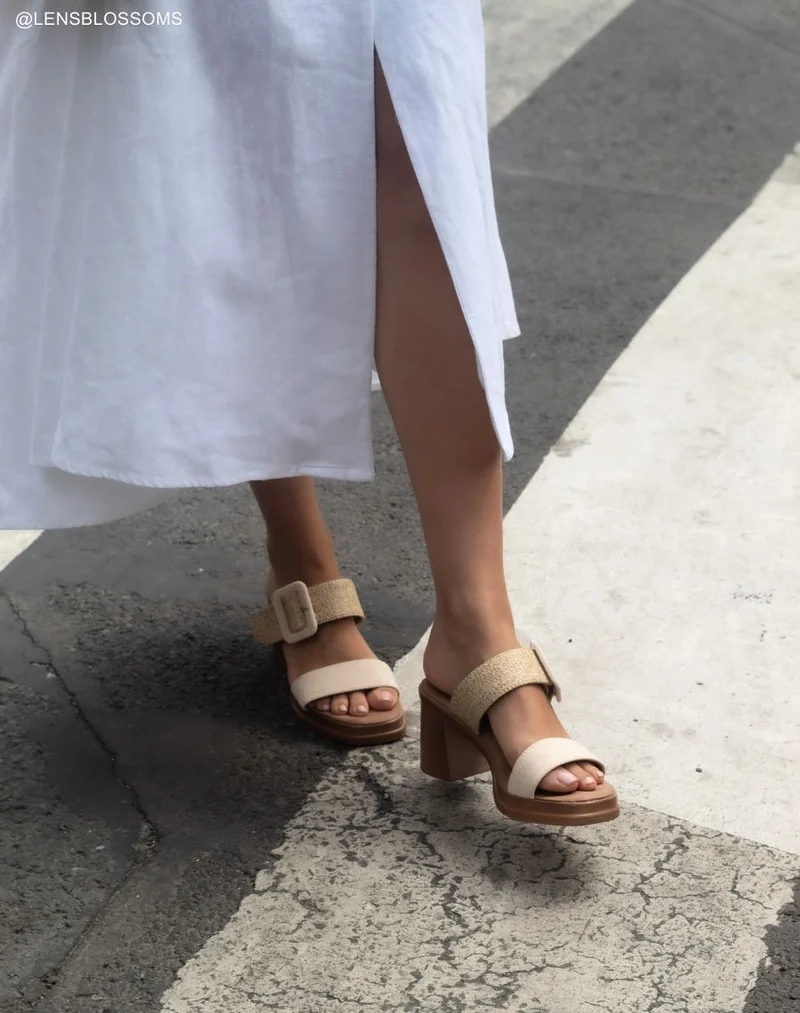 Sandales à talons femme beiges élégantes avec brides jute et suédine et boucle dorée