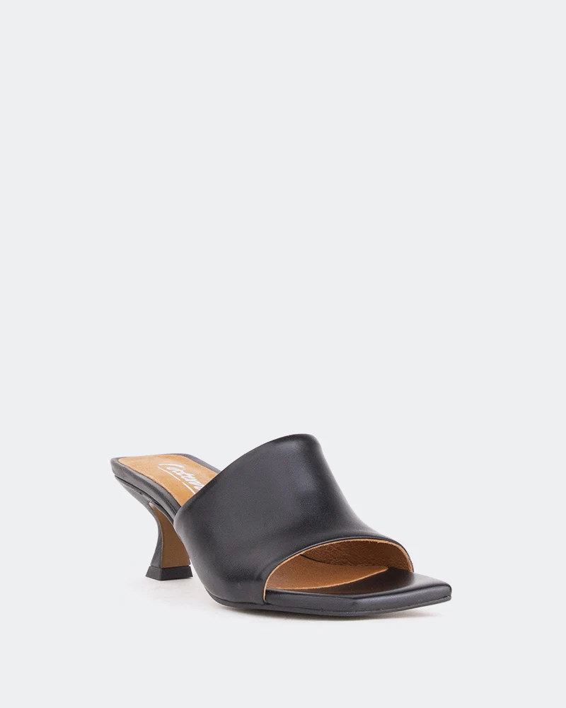 Neptune Black Leather/Cuir Noir