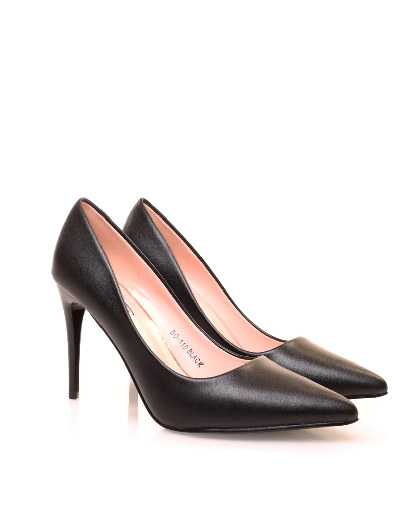 Escarpins noirs effet mat