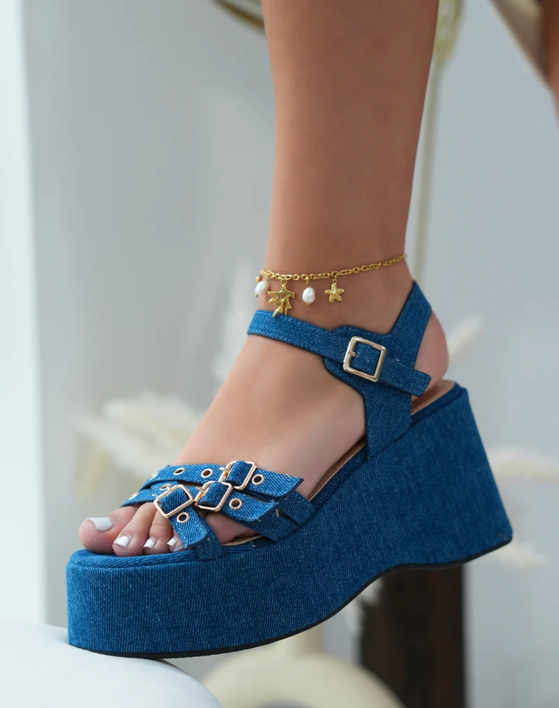 Sandales plateforme femme jean foncé tendance avec lanières cloutées